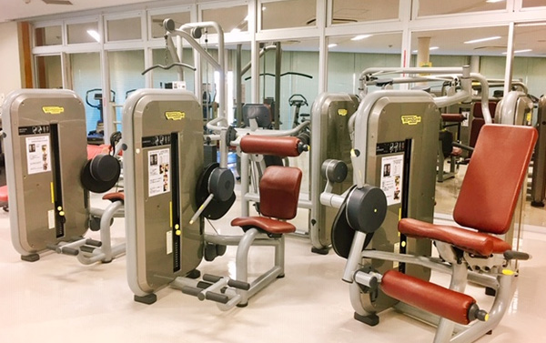 トレーニングジム